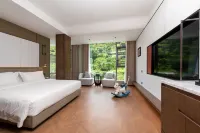 Guanlan Yunqi Hotel (Huangguoshu Waterfall Scenic Area)