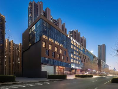 Rezen Select Rizhao Hotel (Wanpingkou Scenic Area Wanda Plaza)
