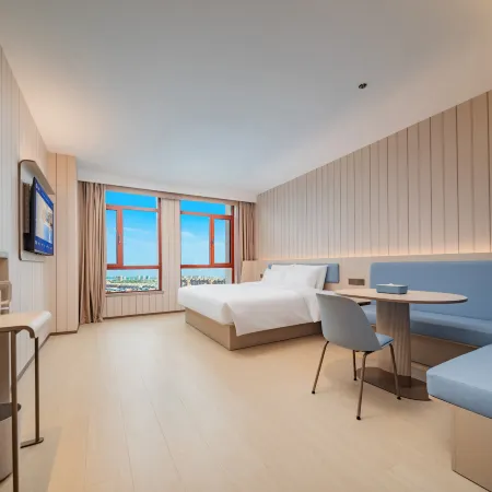 HanTing Hotel (Yinchuan Helan Kaiyang Square)