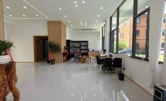 Ningguo Hometown Late Night Homestay