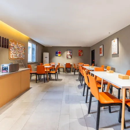 Ting Hotel