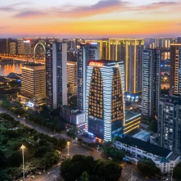 Orange Hotel (East Dike Tourist Wharf, Baisha Bridge Branch) Hotels near Liujiang River Scenery