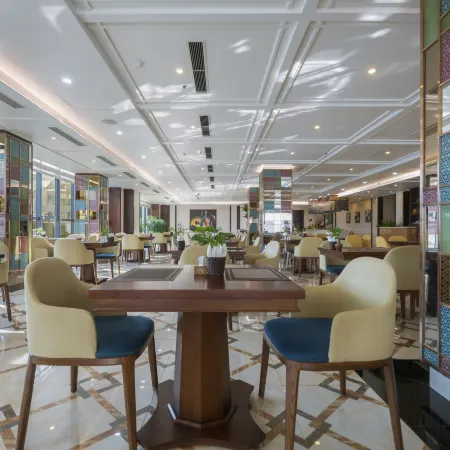Luxury6 Hotel