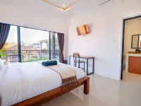 Crystal Flow Guest House & Apartment Canggu Hotels near Berawa