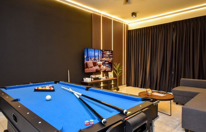 Midvalley Southkey Mosaic Suite by Nest Home
