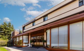 Qingdao Jinli Yulin Hotel