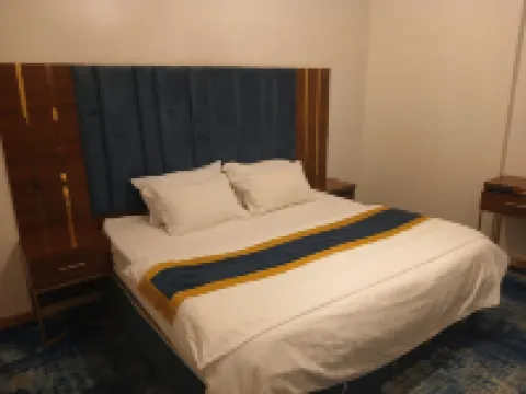 Al Khozami Suites Serviced aparthotel Hoteles en Riad