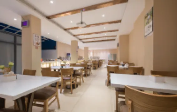 維也納飯店（大理洱海公園店）