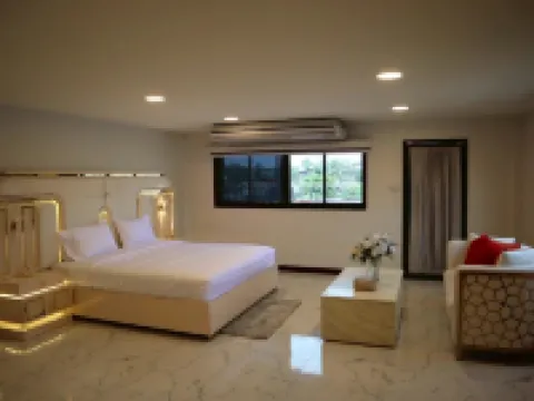 Peemavilla Hotel berhampiran Wat U Thong