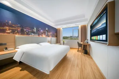 Dansheng Hotel (Zhumadian Zhidipark Lianjiang Avenue) Hotels near Legendary Land