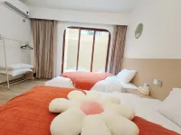 Shizaoyue Homestay (Danxia Mountain Scenic Area) - Airport Shuttle