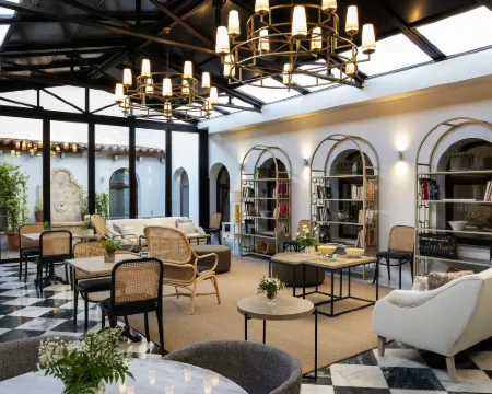 Hotel Hospes Palacio de Arenales & Spa Cáceres Hoteles en Cáceres