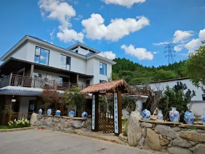 Meitingxi Courtyard Homestay (Sanbao International Ceramic Art Village, Jingdezhen) 산바오 사원 주변 호텔