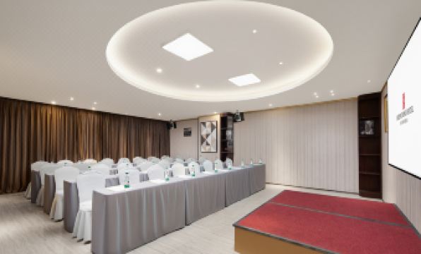 Rezen Donggu Hotel (Shenzhen Huaqiangbei Fuxing Metro Station)