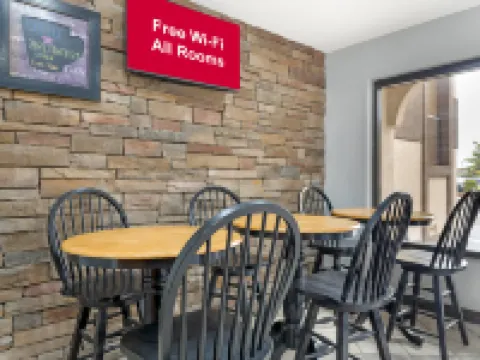 Red Roof Inn Bowling Green Hotels in Bowling Green