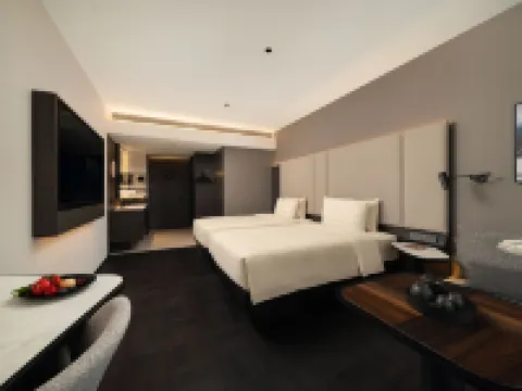 Lanzhou Xizhan Guazhou Road Atour Hotel