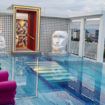 The Stallionz Signature Suites by IWH Suites