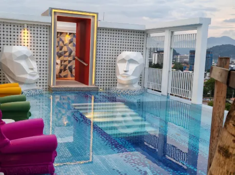 The Stallionz Signature Suites by IWH Suites