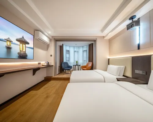 Kaicheng Express Hotel (West Lake lakeside store) Hotels near Qinghe Square