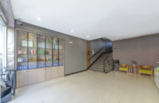Yunzhishang Hotel (Zibo Hongye Shiyan Branch)