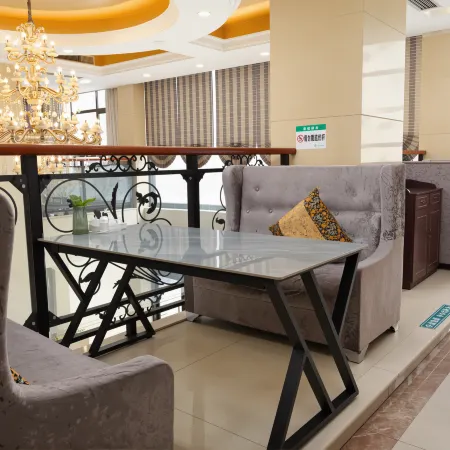 Min Sheng Hotel