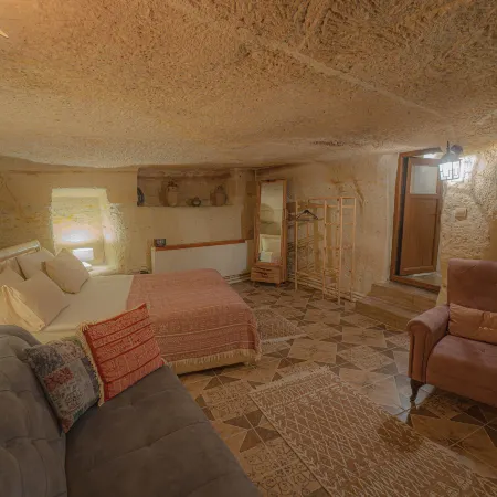 Deep Cave House