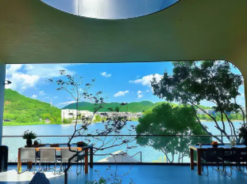 Ningbo Dongqian Lake Luyuan Homestay