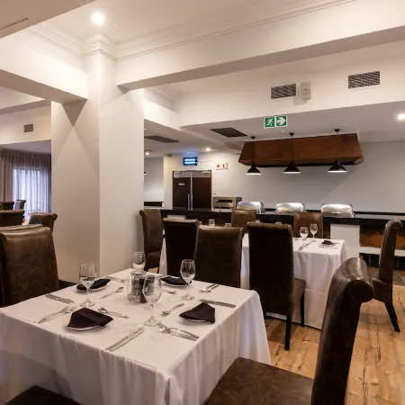 Basden Wood Hotel (RF) PTY LTD