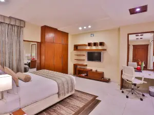 Avari Xpress Faisalabad