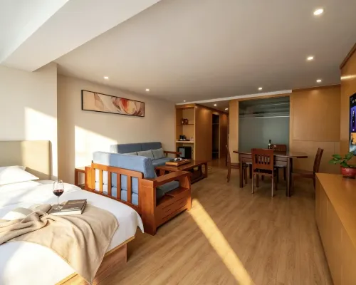 Guiyang Yikela Elyra Garden Scenic Hotel (Guanshanhu Guiyang North Railway Station) Номера Photos