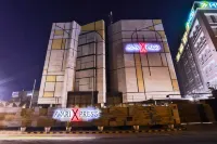 Avari Xpress Hotel - Multan - parking