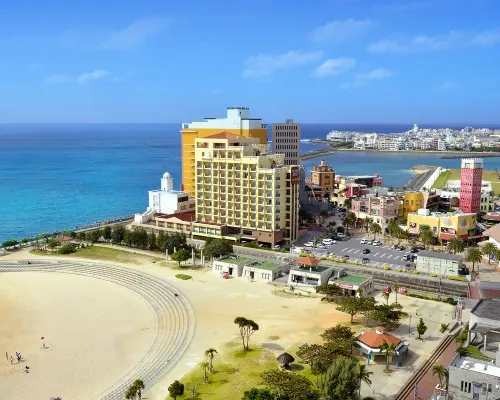 Vessel Hotel Campana Okinawa فنادق في تشاتان