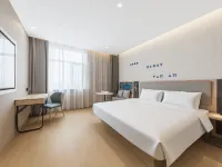 Homeinn Hotel (Chifeng Gangtie Street Hongshan Wanda Plaza) Hotels in Chifeng