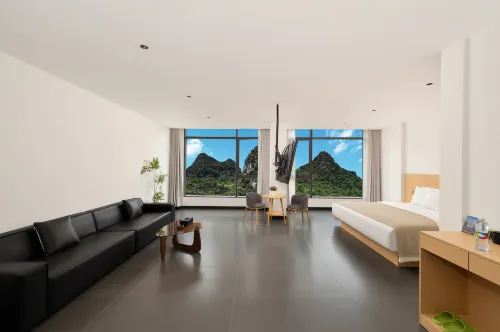 Boying Hotel (Huangguoshu Waterfalls Scenic Area)