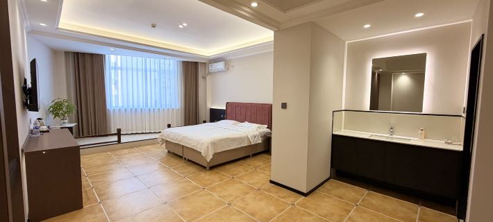 Tangla Town Holiday Hotel Hotels in Dehui