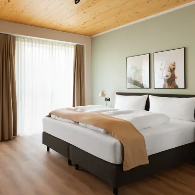 Limehome Mannheim City Center Hotels near Marktplatz