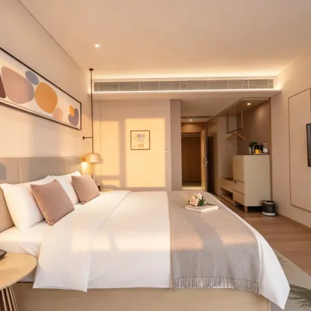 Mu Lan Zun Yue Hotel (Guiyuan Temple Branch, Wuhan National Expo Center) Отели рядом с достопримечательностью «Храм Гуйиан»