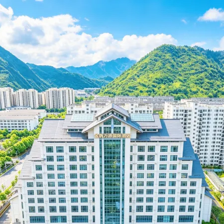 Wanyuan Jinfan Hotel shitai China