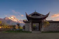弥山帰雲・Snow View日照金山｜田園茶塢リゾート（白沙古鎮） - バー