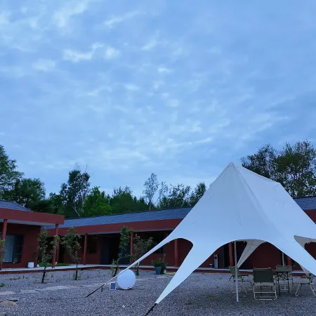 Changbaishan Xishe  （Wabi-Sabi Mid-Century Design Family Courtyard）