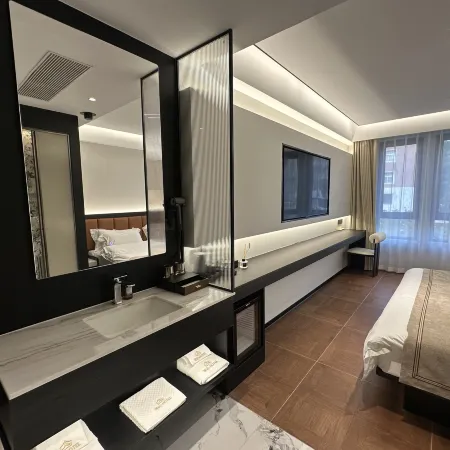 Guanglu Island Jingshan Smart Hotel