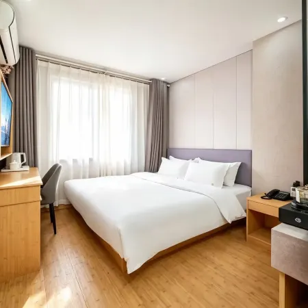 Kending Guanmei Hotel (Nanjing Confucius Temple Pedestrian Street Laomendong) Отели рядом с достопримечательностью «Ворота Чжунхуамынь»