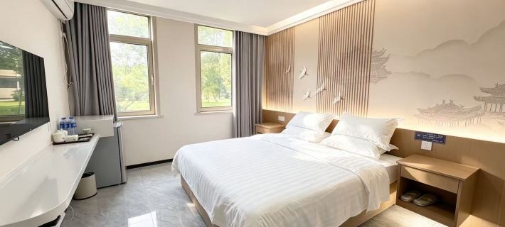 Shengjing Huating Resort Hotel (Qinhuangdao Changli Gold Coast) Hotel di Changli