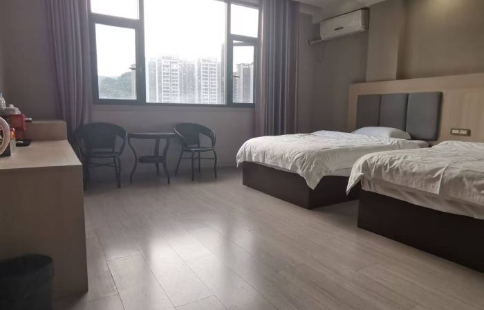 Yanhe Haina Hotel