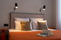 Jipek Joli Hotel - 3-Star
