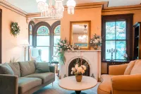 The Underwood Hale House - 4-Star