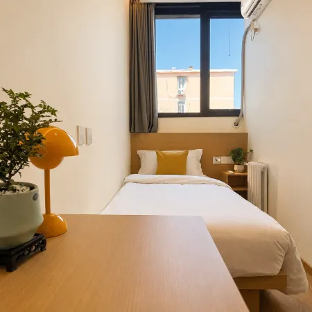Shiguangyi Hostel (Beijing Sanlitun Taikoo Li Tuanjiehu Subway Station)