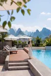 FourPoints by Sheraton Guilin Central - Rooftop Pools