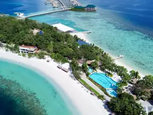 Sunlight Ecotourism Island Resort