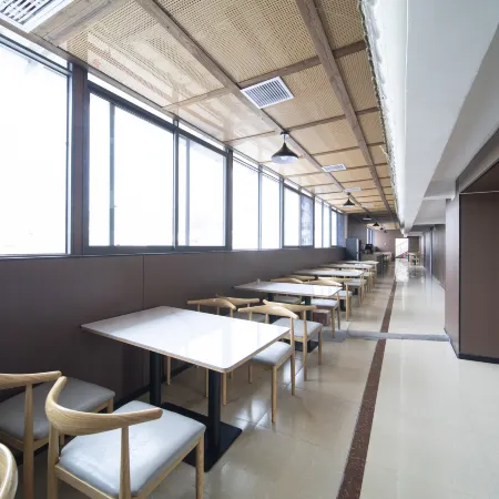 Yameitu Hotel (Hechi Bama Longevity Cultural Plaza)